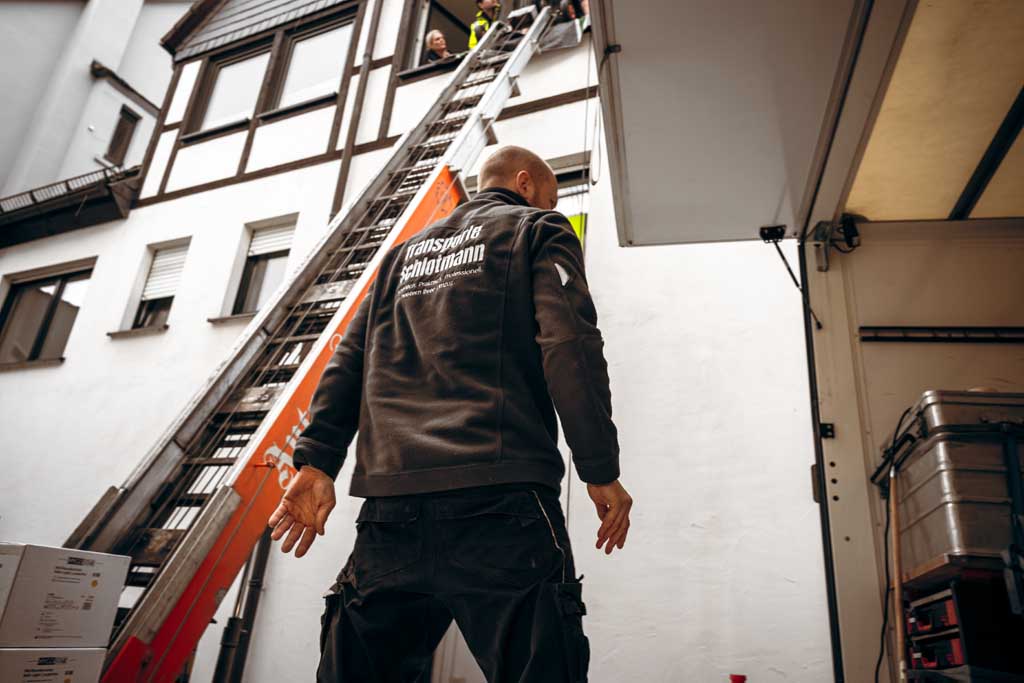 Umzuege Spezial Transporte Schlotmann Maerkischer Kreis Neuenrade Werdohl Plettenberg Senioren Einlagerung